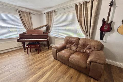 1 Gelli Geiros, Gellinudd, Swansea, SA8 3DZ