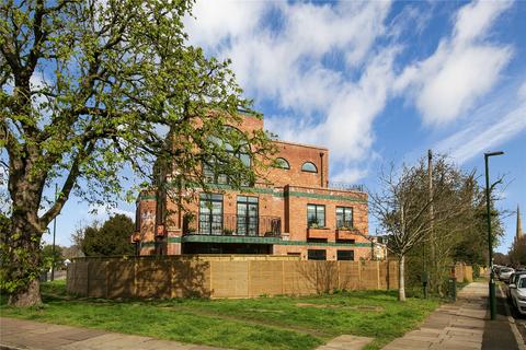 2 bedroom penthouse for sale, St. James's Road, Hampton Hill