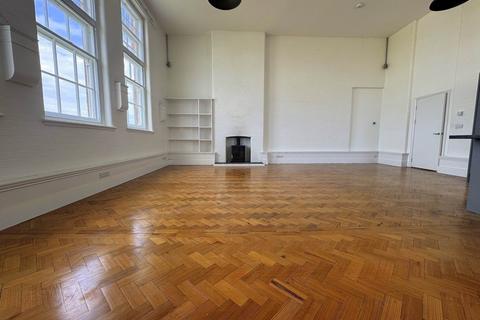 3 bedroom apartment for sale, The Old School, Geneva Place, Bideford