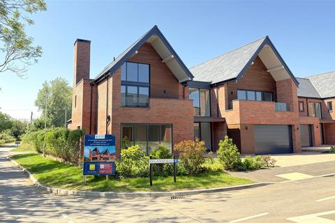 4 bedroom detached house for sale, Meadows Lane, Hose