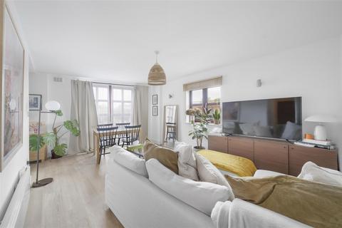 1 bedroom flat for sale, Eagle Works West, Quaker Street, London