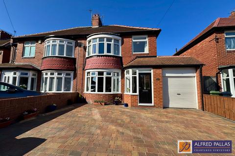 3 bedroom semi-detached house for sale, Mayswood Road, Fulwell
