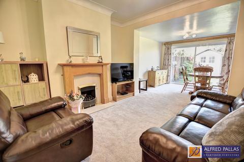 3 bedroom semi-detached house for sale, Mayswood Road, Fulwell