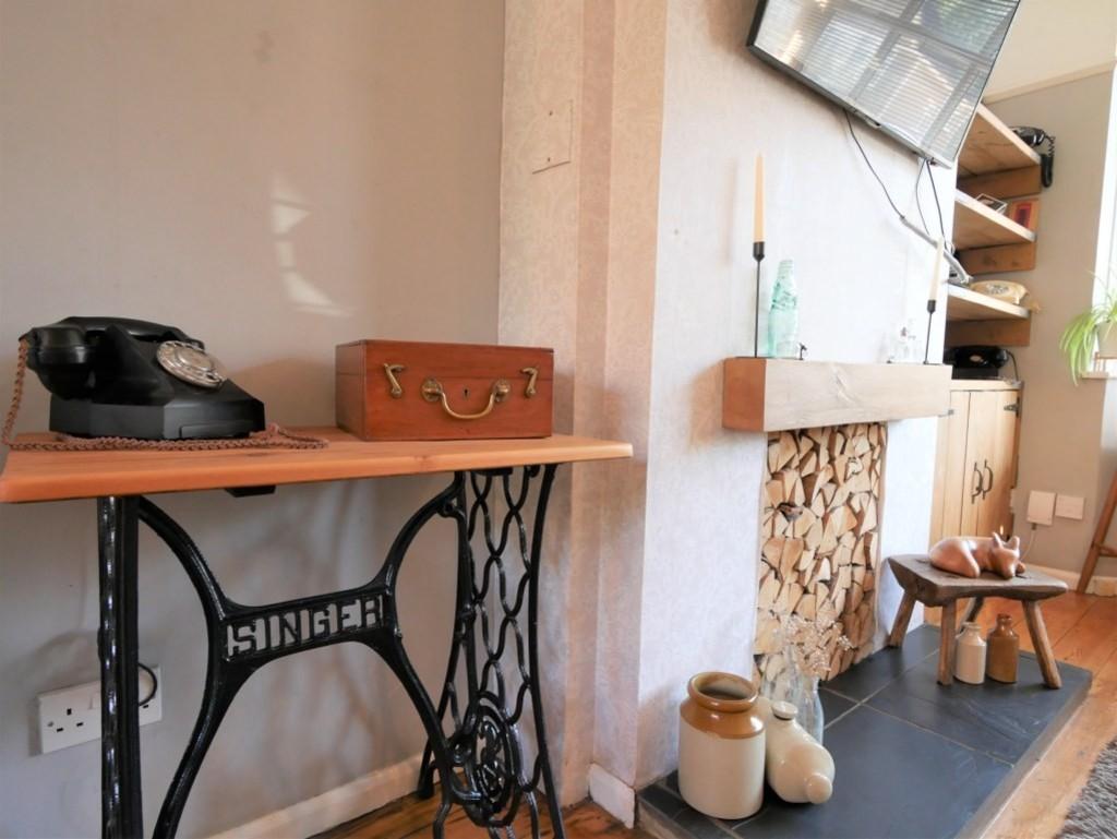 Sitting feature