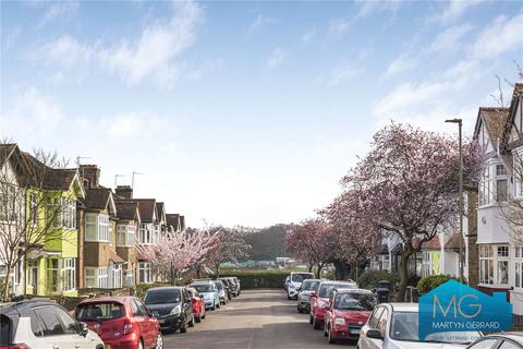 2 bedroom apartment for sale, Chandos Road, London, N2