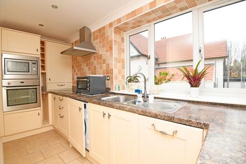 undefined, Cavendish Avenue, Cavendish Gardens, HG2