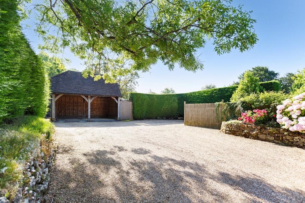 75537 Tudor Cottage Tillington (9) (1024x683)
