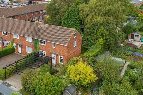 23 Almsford Drive, Harrogate, HG2 8EN
