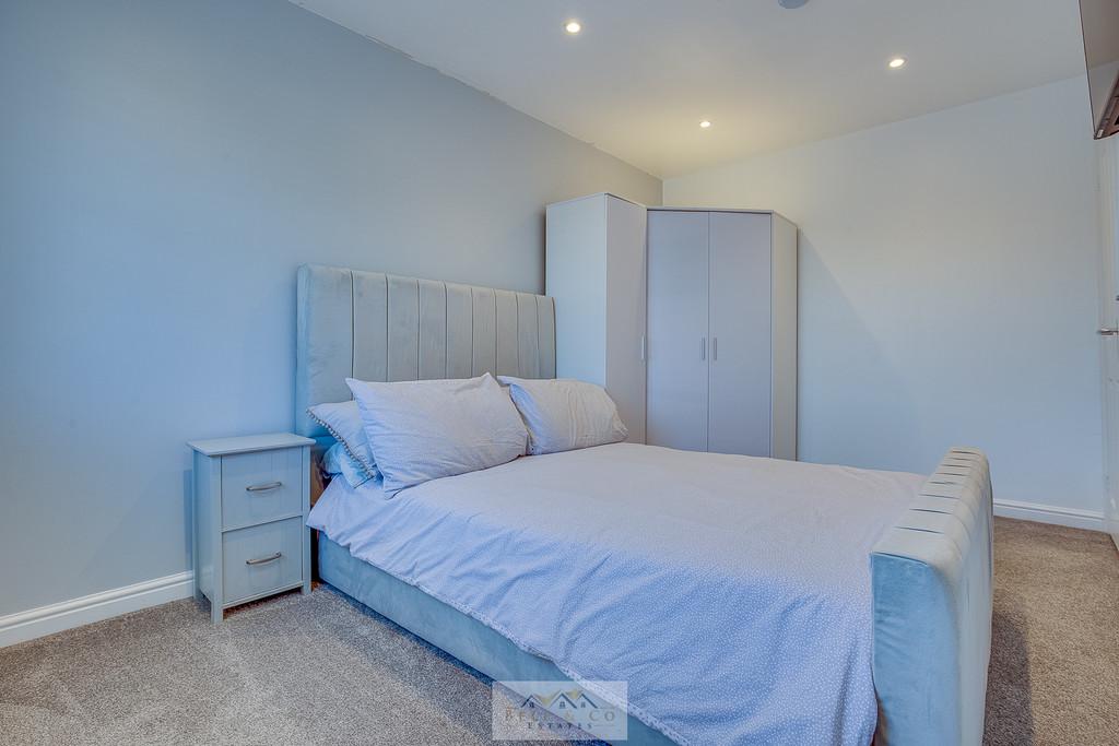 Bedroom 1.2