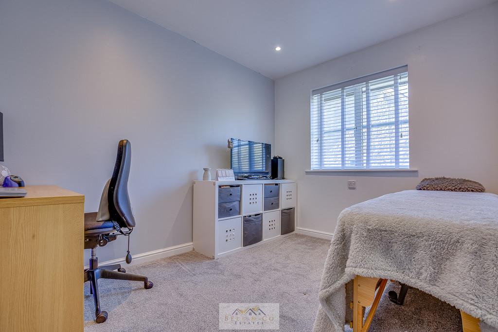 Bedroom 2.1