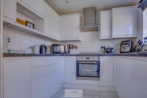 20 Baker Street, Dinnington, Sheffield, S25 3RU