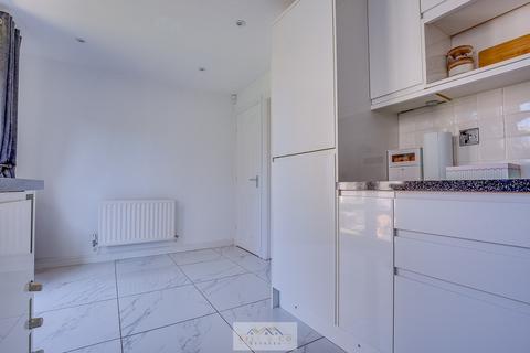 20 Baker Street, Dinnington, Sheffield, S25 3RU