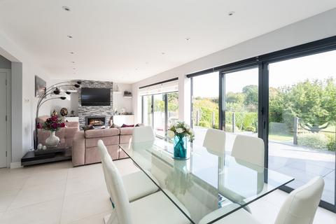 78 Ashcombe Road, Dorking, RH4 1NA