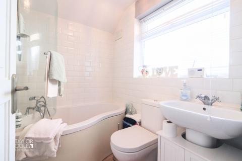 130 Coleshill Road, Atherstone, CV9 2AF
