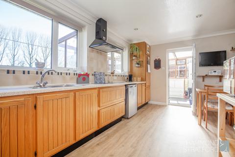 3 bedroom detached bungalow for sale, Mill Road, Marlingford