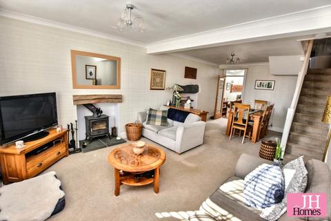 3 bedroom end of terrace house for sale, Main Road, Swarthmoor, Ulverston