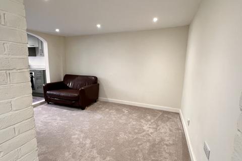 2 bedroom terraced house for sale, The Square, Petersfield GU31