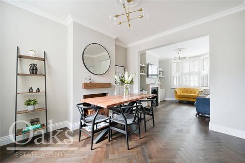 19 Dundee Road, London, SE25 4QN