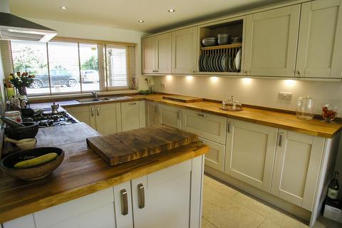 22 The Grange, Cardiff, CF5 2LH