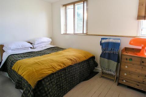 22 The Grange, Cardiff, CF5 2LH