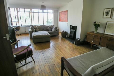 22 The Grange, Cardiff, CF5 2LH
