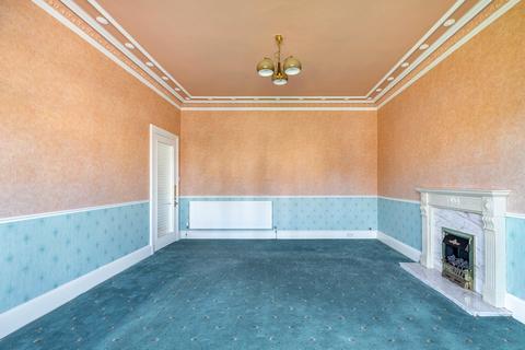 8 Barloan Crescent, Dumbarton, G82 2AT