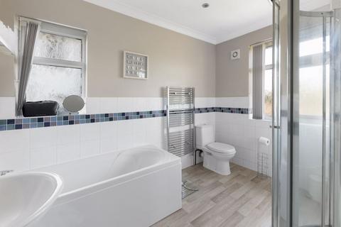 20 Deakin Leas, Tonbridge, TN9 2JU