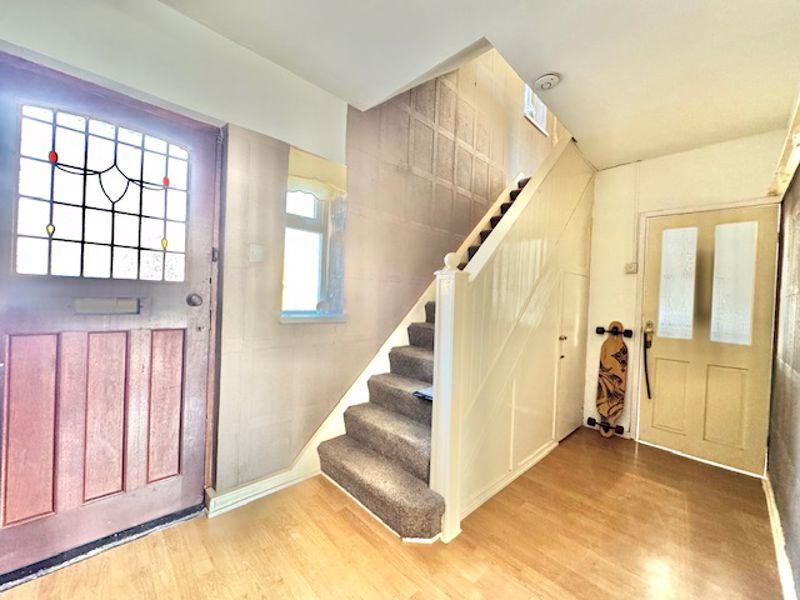 Entrance hall view 2