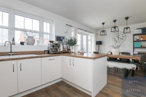 11 Sugar House Hill, Exeter, EX2 7TT