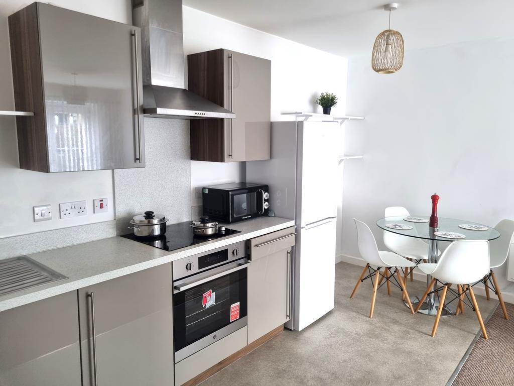 Kitchen dining area