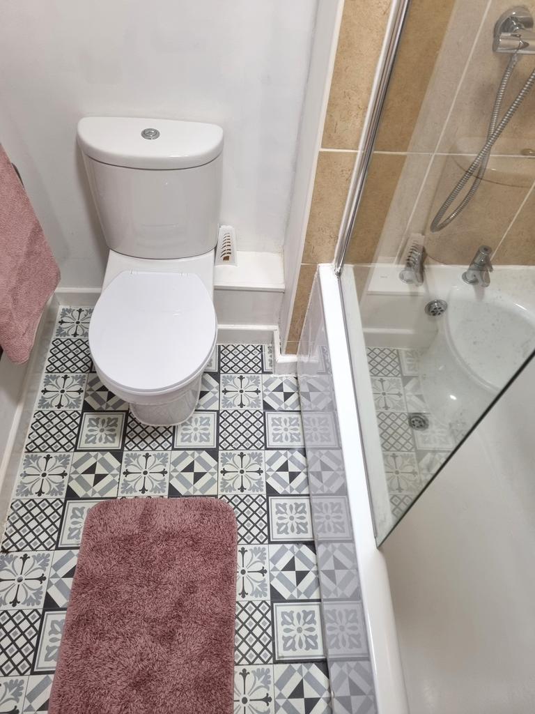 Main bathroom
