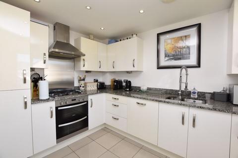3 bedroom end of terrace house for sale, Cavendish Crescent, Newquay TR7