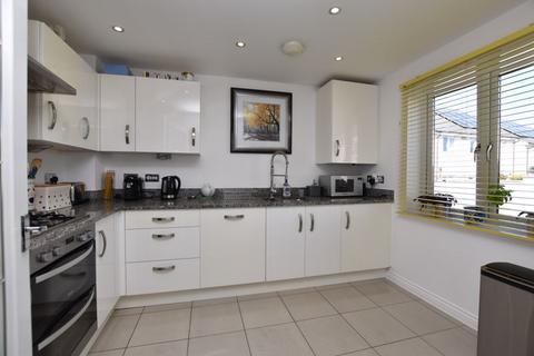 3 bedroom end of terrace house for sale, Cavendish Crescent, Newquay TR7