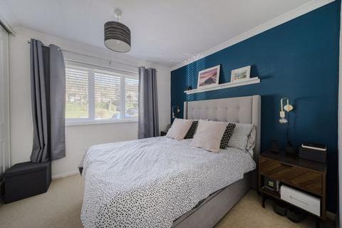 93 Aveling Close, Purley, CR8 4DX