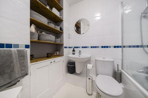 93 Aveling Close, Purley, CR8 4DX