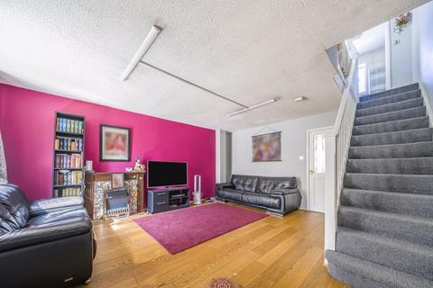 3 bedroom semi-detached house for sale, Hamond Close, South Croydon