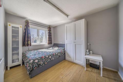 28 Hamond Close, South Croydon, CR2 6BZ