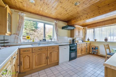 10a Burney Bit, Pamber Heath, Tadley, RG26 3TN