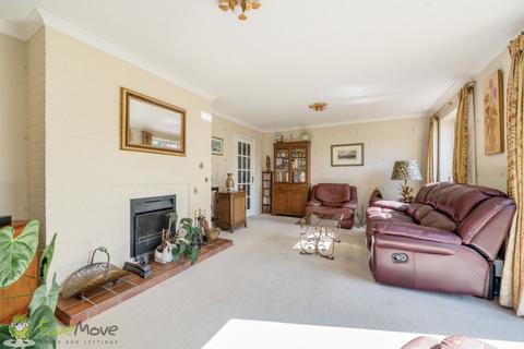 10a Burney Bit, Pamber Heath, Tadley, RG26 3TN