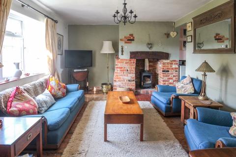 4, St Marys Cottages Duck Street, Elham, Canterbury, CT4 6TN
