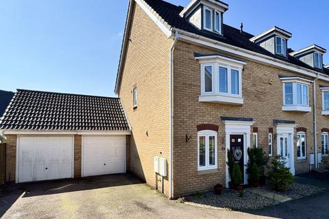 8 Marlpit Rise, Sutton Coldfield, B75 5LU