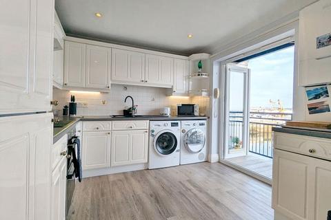 2 bedroom apartment for sale, MOORINGS REACH BRIXHAM
