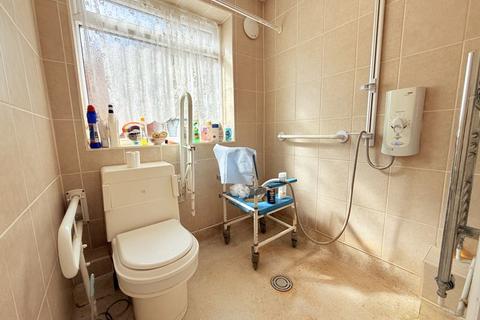 undefined, Avon Road, Greenford