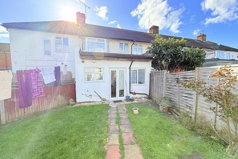 30 Cedar Grove, Southall, UB1 2XD