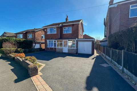 3 bedroom detached house for sale, Moorland Avenue, Werrington, Staffordshire Moorlands, ST9