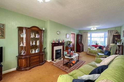3 bedroom detached house for sale, Moorland Avenue, Werrington, Staffordshire Moorlands, ST9