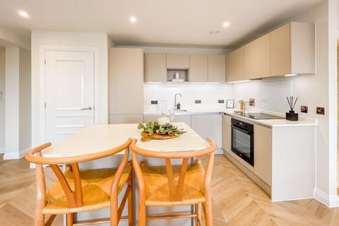 2 bedroom penthouse for sale, Princes Street, Dorchester