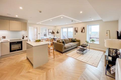 2 bedroom penthouse for sale, Princes Street, Dorchester