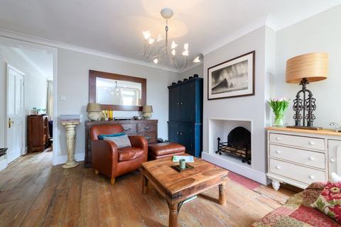 25 Bath Road, Bradford-on-avon, BA15 1SW