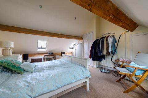 25 Bath Road, Bradford-on-avon, BA15 1SW